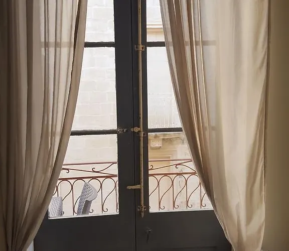 Melita Corner Valletta