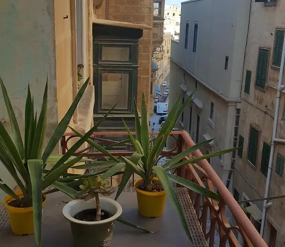 Melita Corner Apartment Valletta